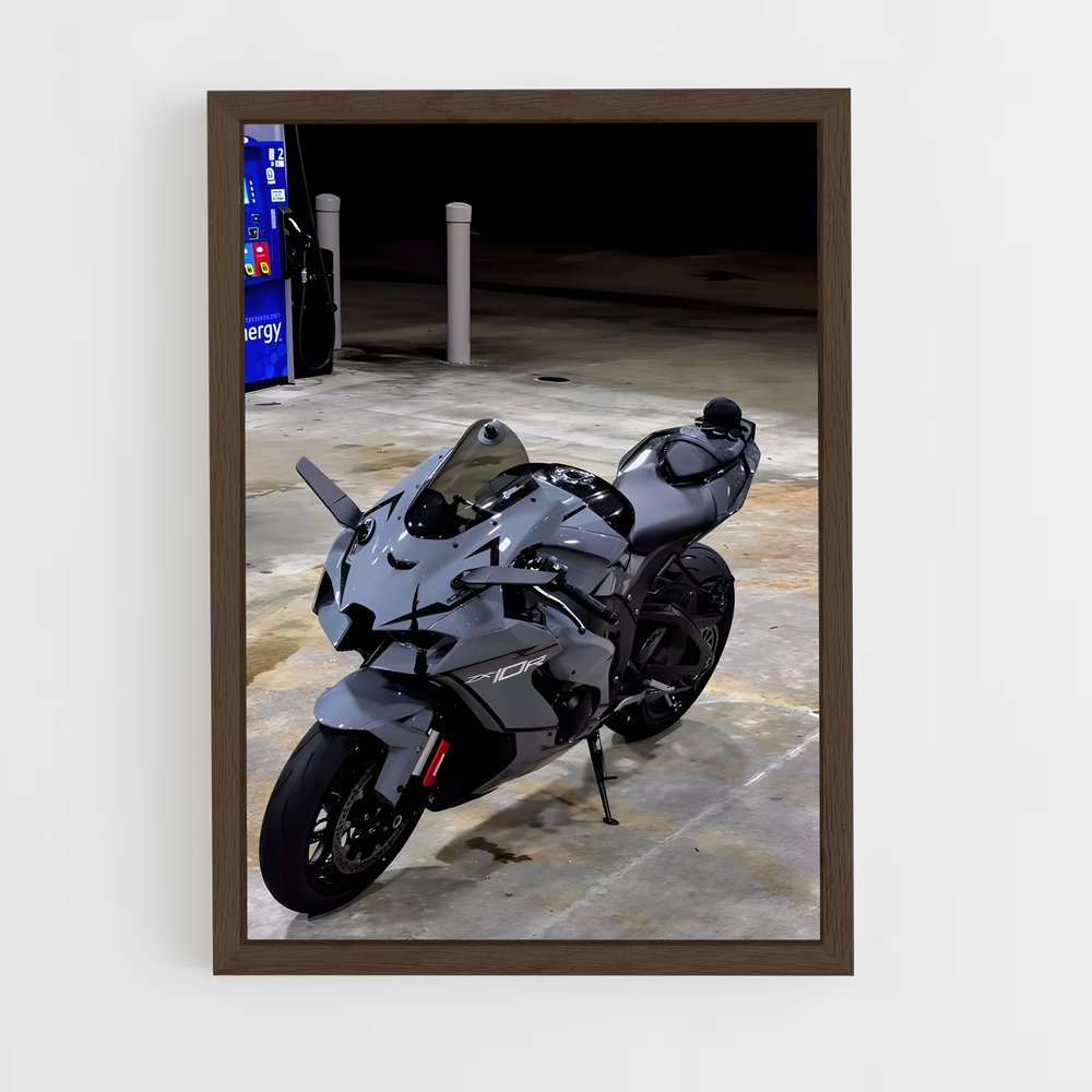Poster Éblouissant Enigmatique – affiche Aprilia (vue 5)